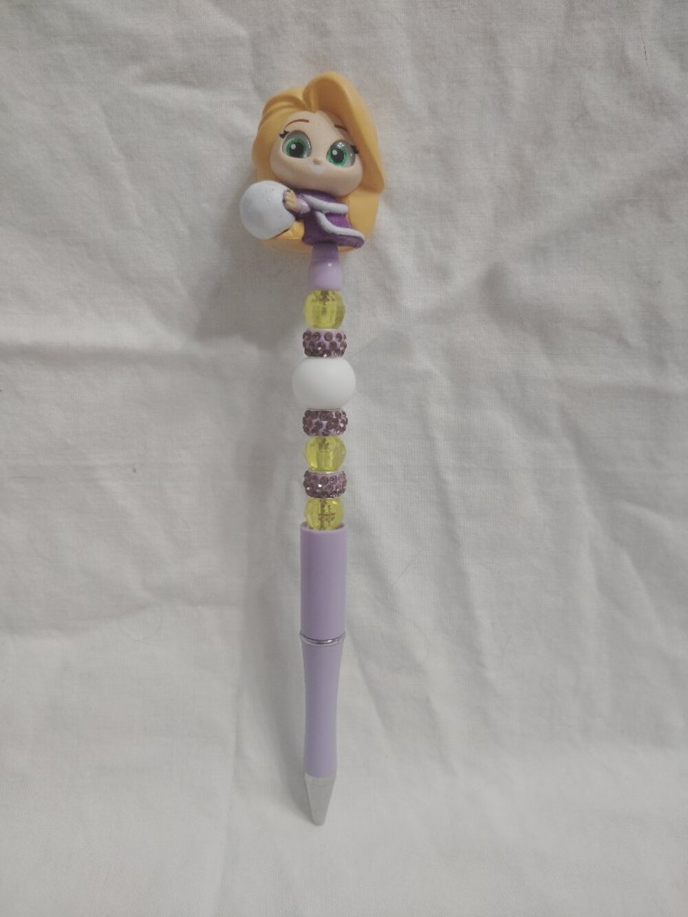 Disney Doorable-Snowball Rapunzel - Handmade Beaded Pen